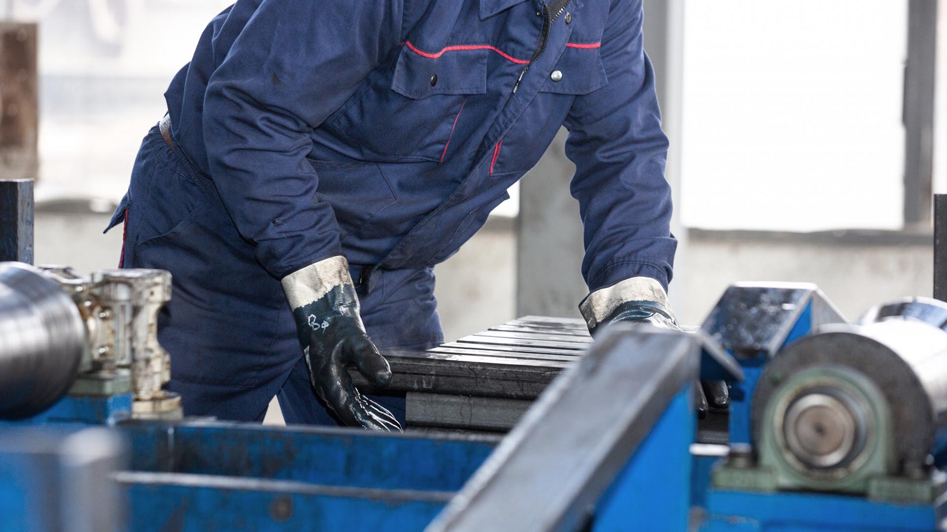 Afstemming met productiepartner over de Ecotap DC30 Nuvia deur