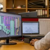 Technische ontwerpwerkplek voor mechanische engineering en productontwikkeling